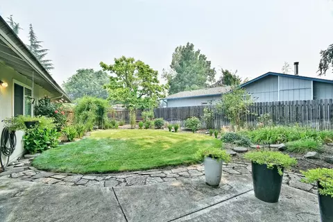 701 Malabar Dr, Central Point, OR 97502 photo 15