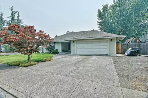701 Malabar Dr, Central Point, OR 97502 photo 26