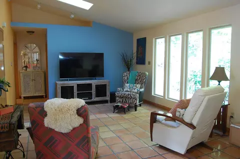 103 Taurus Ln, Cave Junction, OR 97523 photo 3