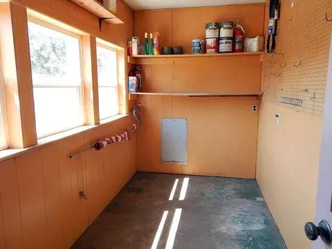 220 N Elm St, Merrill, OR 97633 photo 10
