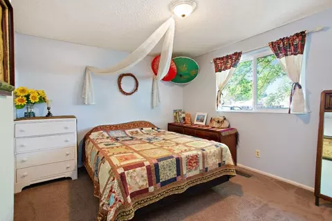 110 Edith Cir, Eagle Point, OR 97524 photo 14