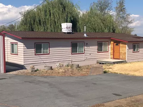38484 Modoc Point Rd, Chiloquin, OR 97624 photo 2