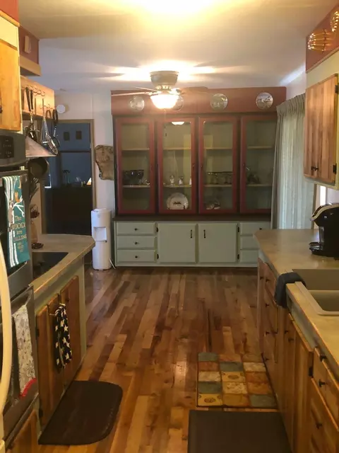 38484 Modoc Point Rd, Chiloquin, OR 97624 photo 18