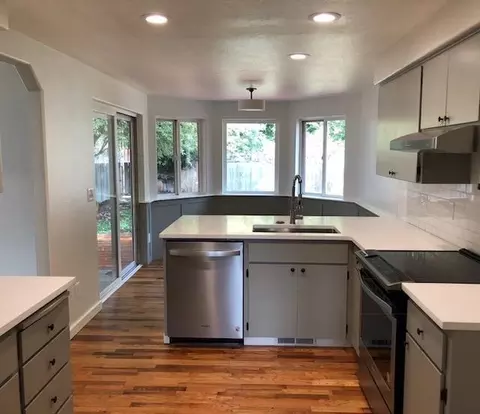 113 Samuel Ln, Phoenix, OR 97535 photo 6