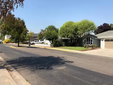 113 Samuel Ln, Phoenix, OR 97535 photo 24