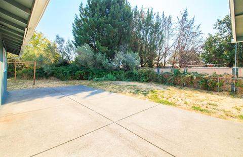 422 Laurel St, Eagle Point, OR 97524 photo 26