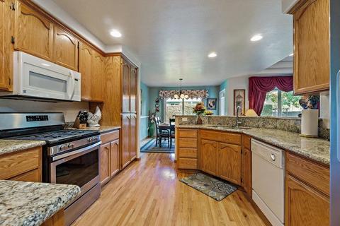 2543 Beebe Rd, Central Point, OR 97502 photo 12