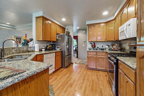 2543 Beebe Rd, Central Point, OR 97502 photo 13