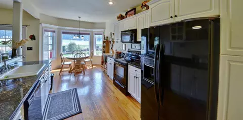 185 Keystone Way, Eagle Point, OR 97524 photo 8