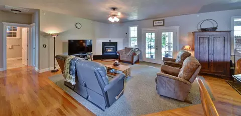 1103 Arrowhead Trl, Eagle Point, OR 97524 photo 6