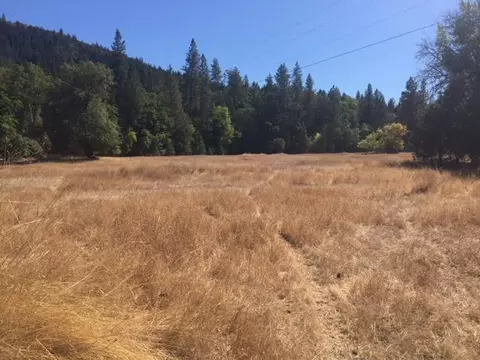 331 Meadowbrook Ln, Williams, OR 97544 photo 2
