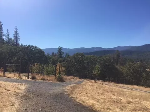 331 Meadowbrook Ln, Williams, OR 97544 photo 12