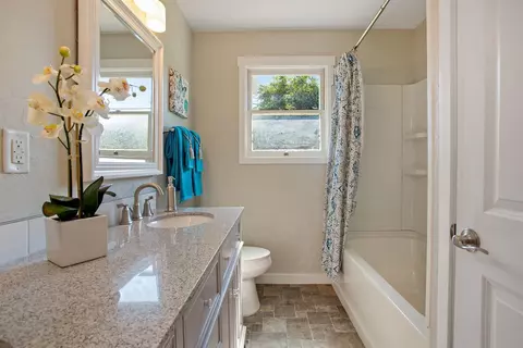 726 Royal Ave, Eagle Point, OR 97524 photo 16