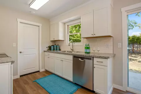 726 Royal Ave, Eagle Point, OR 97524 photo 11