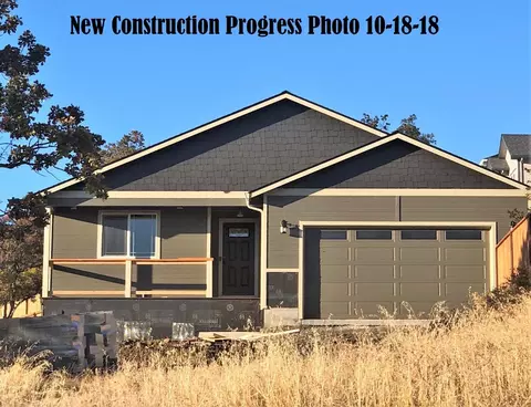 254 Cambridge Ter, Eagle Point, OR 97524 photo 1