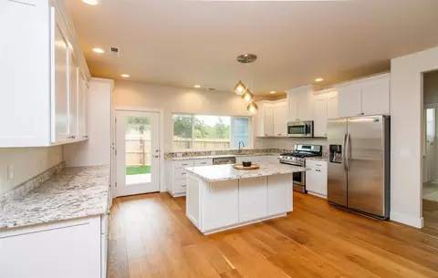1060 Ruby Meadows Dr, Eagle Point, OR 97524 photo 8