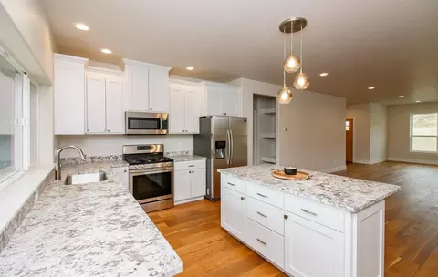 1060 Ruby Meadows Dr, Eagle Point, OR 97524 photo 10