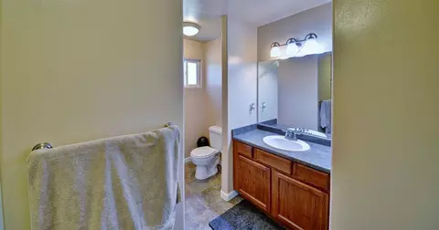 111 Sixth, Phoenix, OR 97535 photo 10