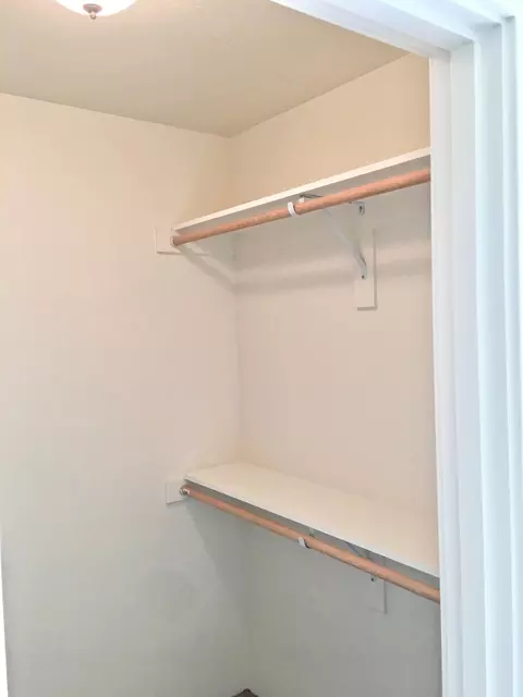 412 Oak St, Phoenix, OR 97535 photo 13