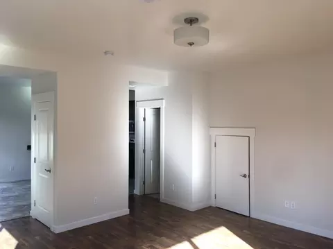 412 Oak St, Phoenix, OR 97535 photo 10