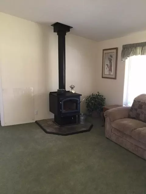 34020 Copperfield Dr, Chiloquin, OR 97624 photo 8