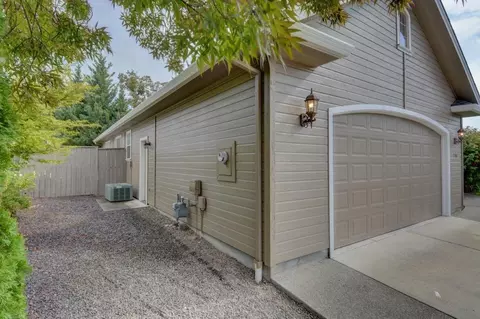346 Ridgeway Ave, Central Point, OR 97502 photo 23