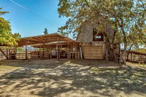 145 Buckingham Cir, Eagle Point, OR 97524 photo 27