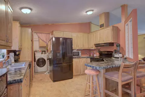 610 Summit Loop, Grants Pass, OR 97527 photo 5