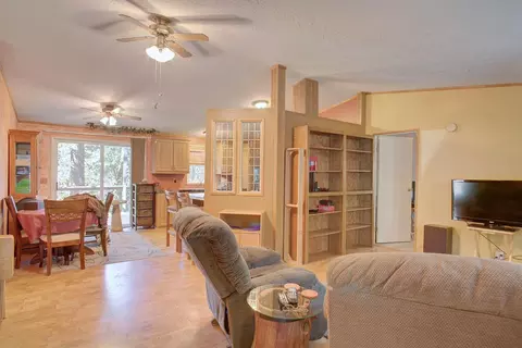 610 Summit Loop, Grants Pass, OR 97527 photo 4