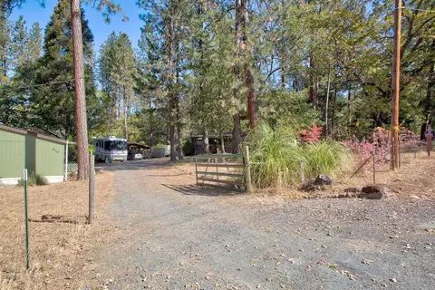 610 Summit Loop, Grants Pass, OR 97527 photo 18