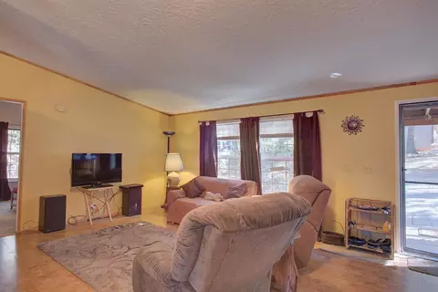 610 Summit Loop, Grants Pass, OR 97527 photo 9