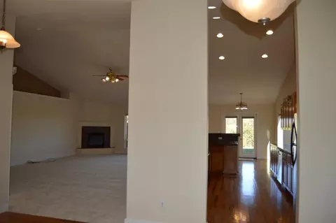 83 Skyhawk Dr, Eagle Point, OR 97524 photo 7