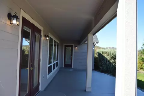 83 Skyhawk Dr, Eagle Point, OR 97524 photo 27