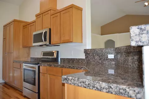 83 Skyhawk Dr, Eagle Point, OR 97524 photo 11