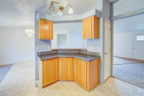 9463 Blackwell Rd, Central Point, OR 97502 photo 6