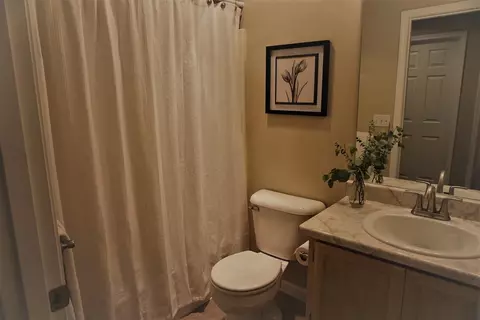 1034 Iris Cir, Central Point, OR 97502 photo 16
