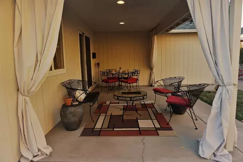 1034 Iris Cir, Central Point, OR 97502 photo 28