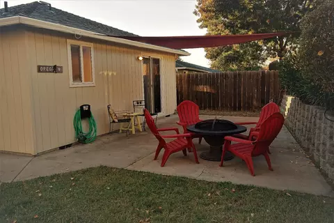 1034 Iris Cir, Central Point, OR 97502 photo 31