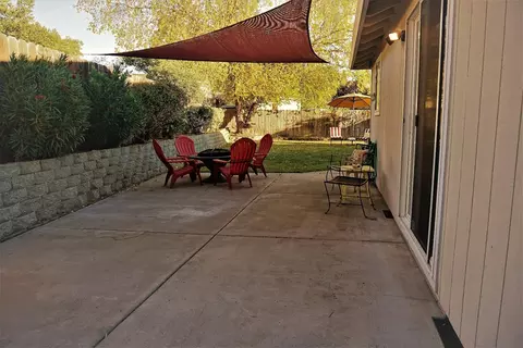 1034 Iris Cir, Central Point, OR 97502 photo 30