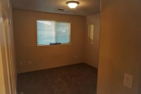 1034 Iris Cir, Central Point, OR 97502 photo 20
