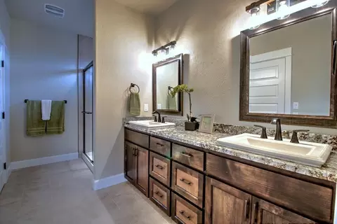 1026 Arrowhead Trl, Eagle Point, OR 97524 photo 23