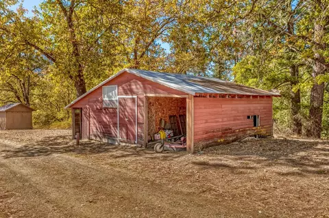 3749 Foothill Blvd, Grants Pass, OR 97526 photo 29