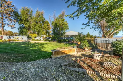 187 Sierra Dr, Eagle Point, OR 97524 photo 30