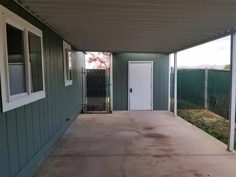 2326 Lara Ln, Central Point, OR 97502 photo 5