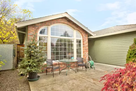 149 Meadow View Dr, Phoenix, OR 97535 photo 4