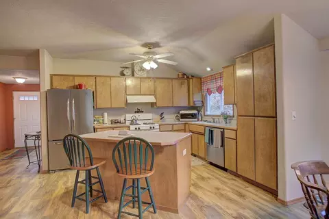 149 Meadow View Dr, Phoenix, OR 97535 photo 11