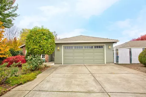 149 Meadow View Dr, Phoenix, OR 97535 photo 2