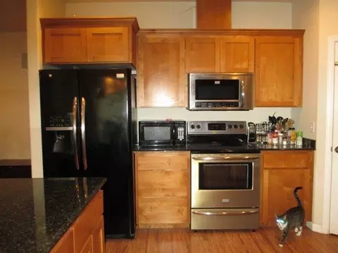 668 Sheffield, Eagle Point, OR 97524 photo 3
