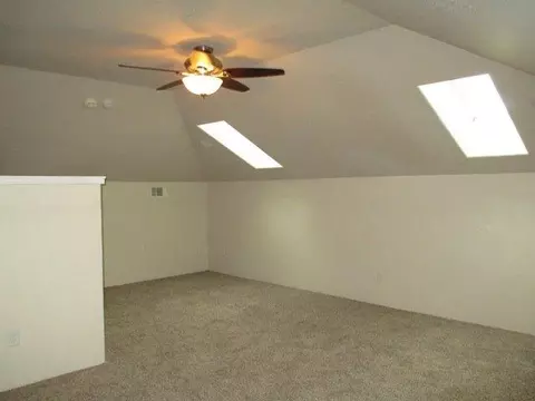 668 Sheffield, Eagle Point, OR 97524 photo 7