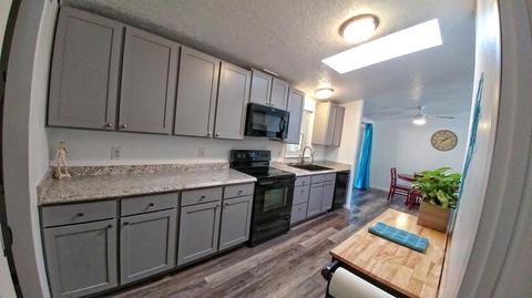 329 Bradley Way, Eagle Point, OR 97524 photo 6